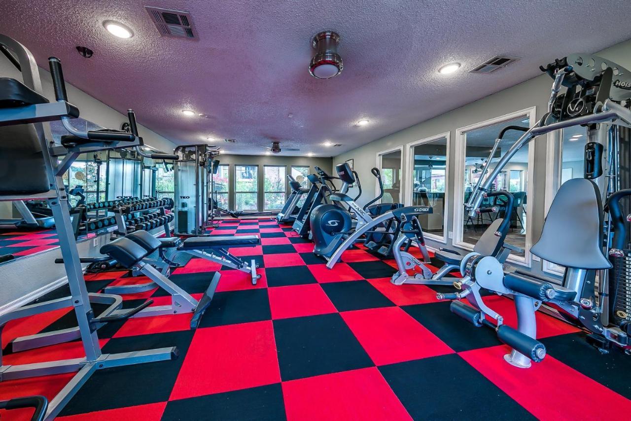 Ou Boomer, Pool, Gym, Hi Speed Wifi, One Mile To Ou & Stadium! ノーマン エクステリア 写真